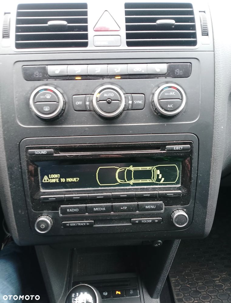 Volkswagen Touran 1.6 TDI DPF BlueMotion Technology Life - 14