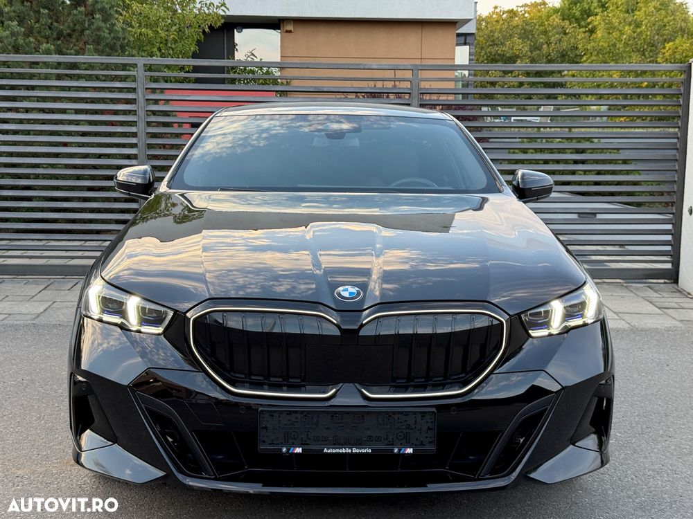 BMW Seria 5 540d xDrive AT MHEV - 2