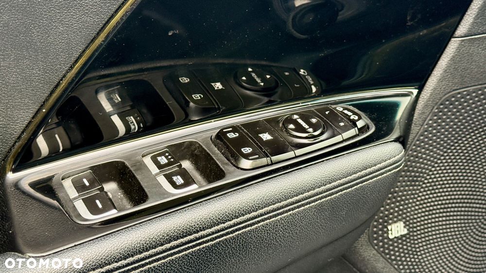 Kia Niro 1.6 GDI Hybrid L Business Line - 27