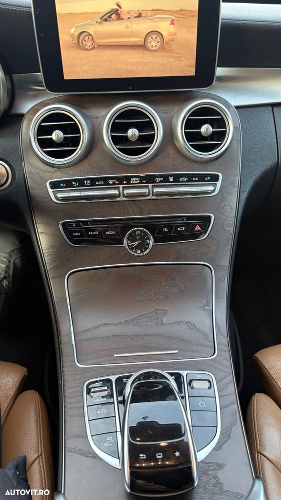 Mercedes-Benz C - 27