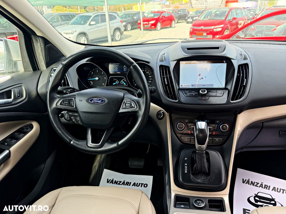 Ford Kuga - 30