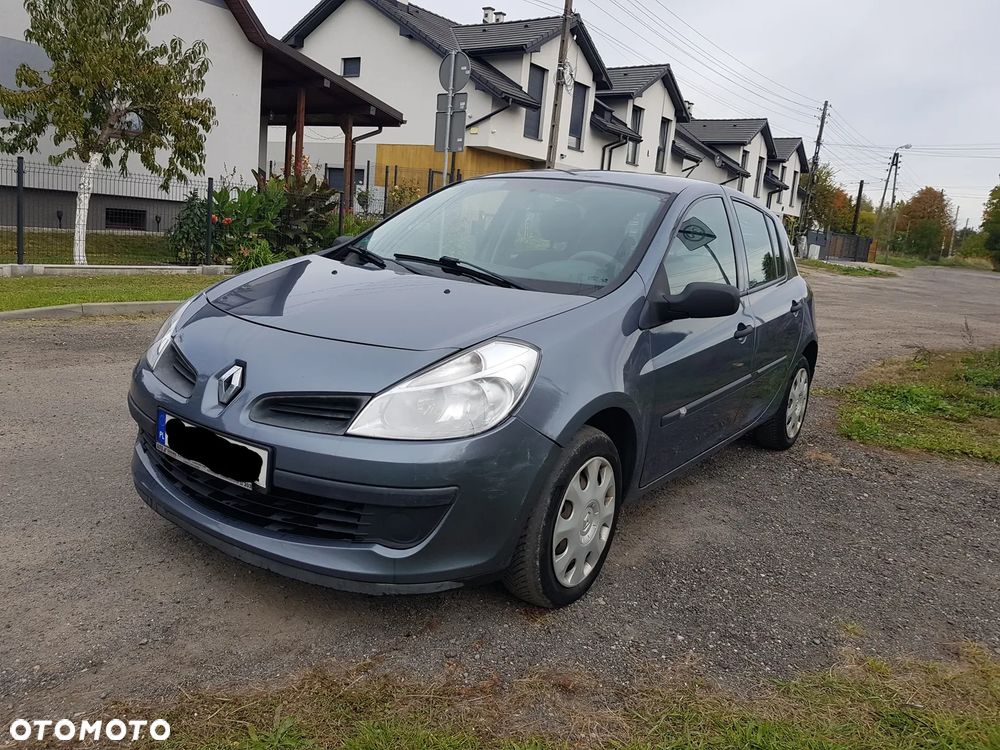 Renault Clio 2007 photo 4
