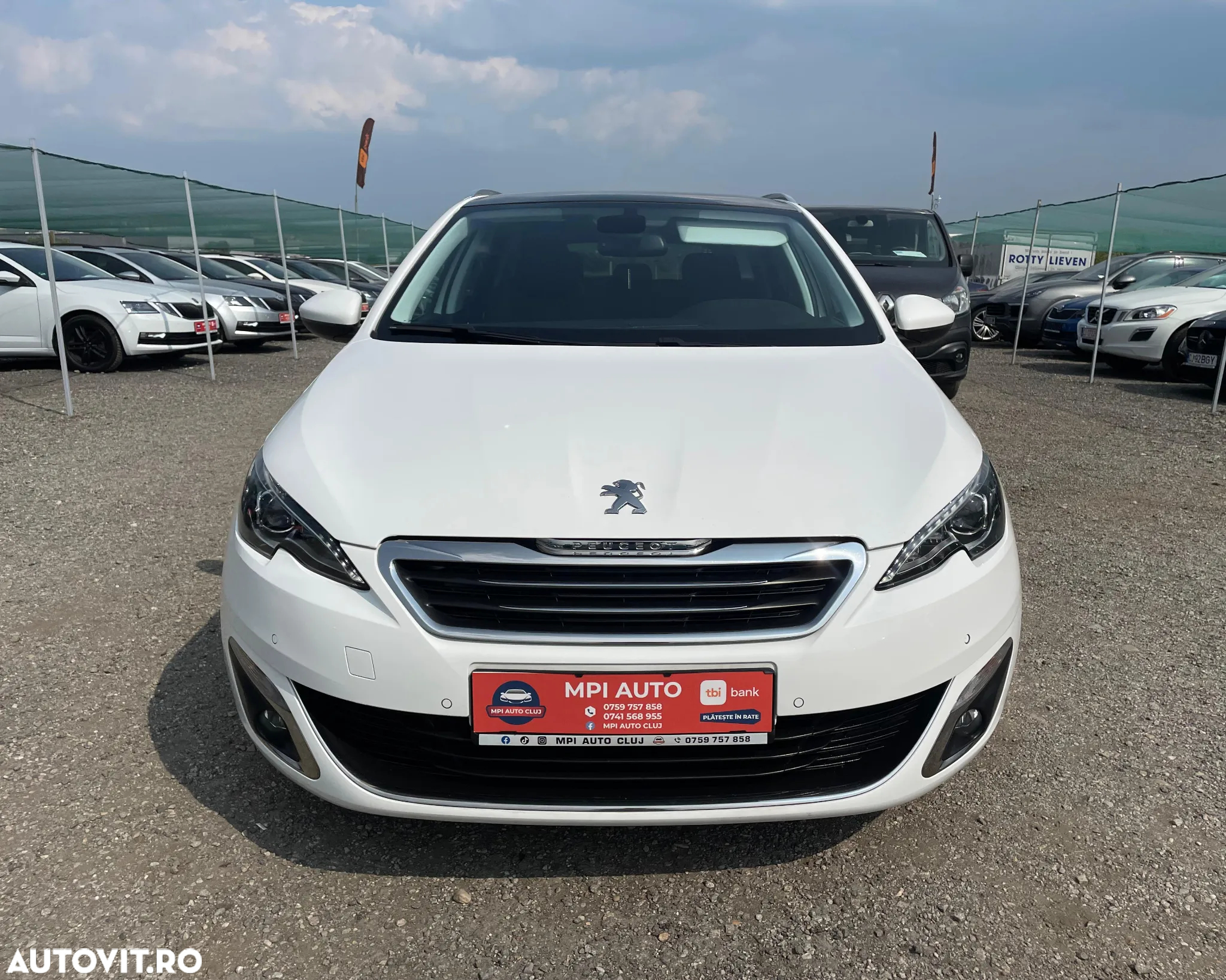 Peugeot 308 SW 1.2 L PureTech Turbo Allure Aut. - 4