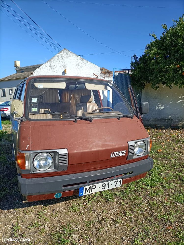 Toyota Lite-Ace - 2