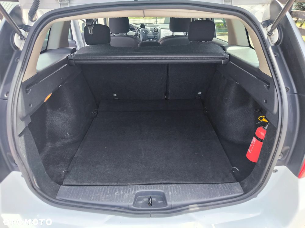 Dacia Logan 1.2 16V Ambiance - 12
