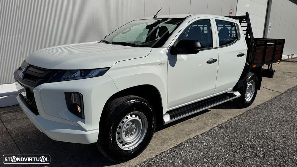 Mitsubishi L-200 Cabine dupla 4X2 - 9