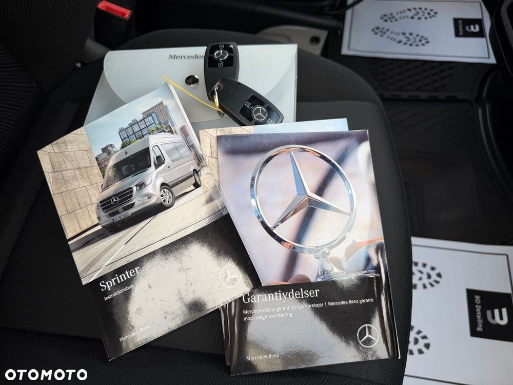 Mercedes-Benz Sprinter - 38