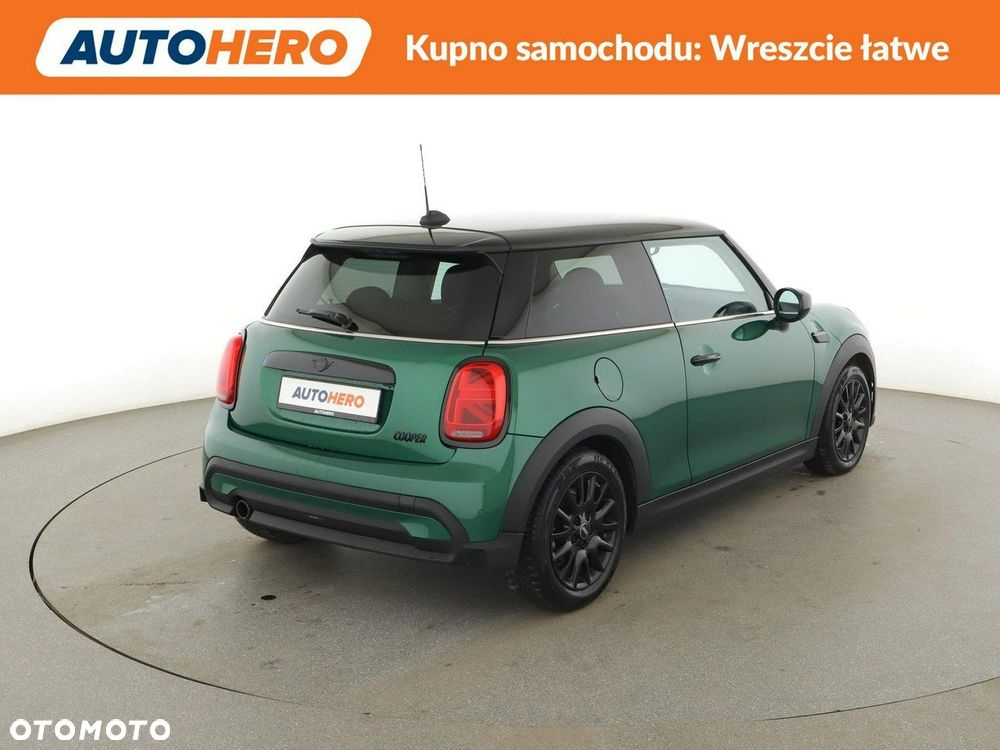 MINI Cooper Essential Trim - 7