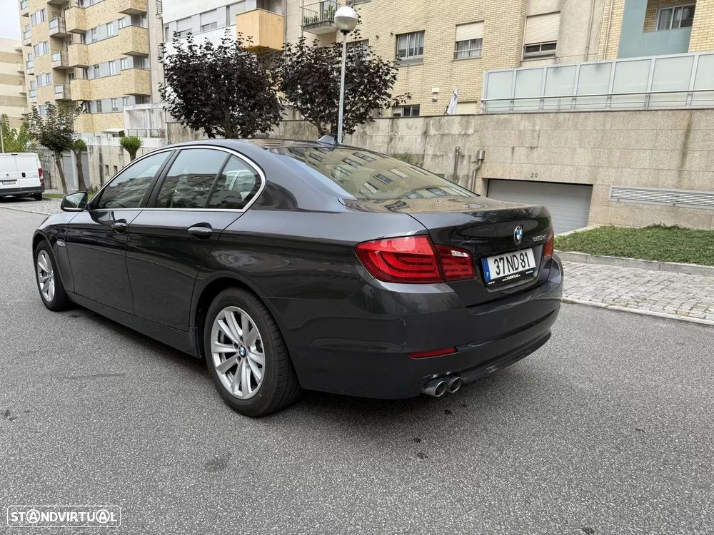 BMW 520 d Exclusive Auto 129g - 4