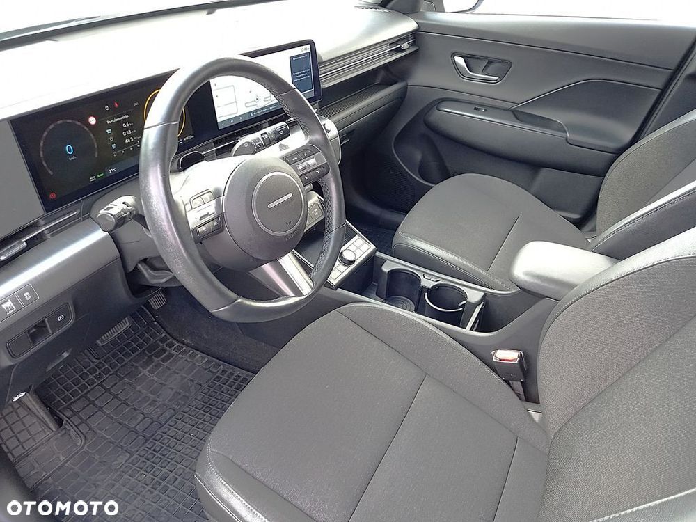 Hyundai Kona 65kWh Executive - 11