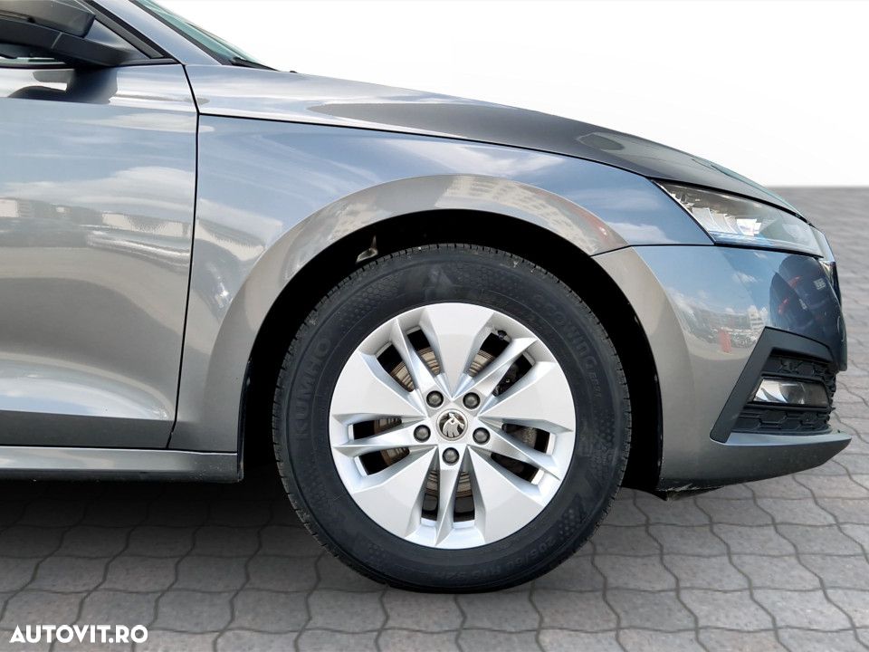 Skoda Octavia 2.0 TDI DSG Ambition - 12
