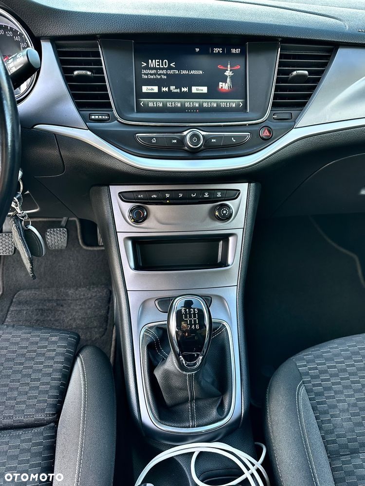 Opel Astra 1.5 D Start/Stop Elegance - 38