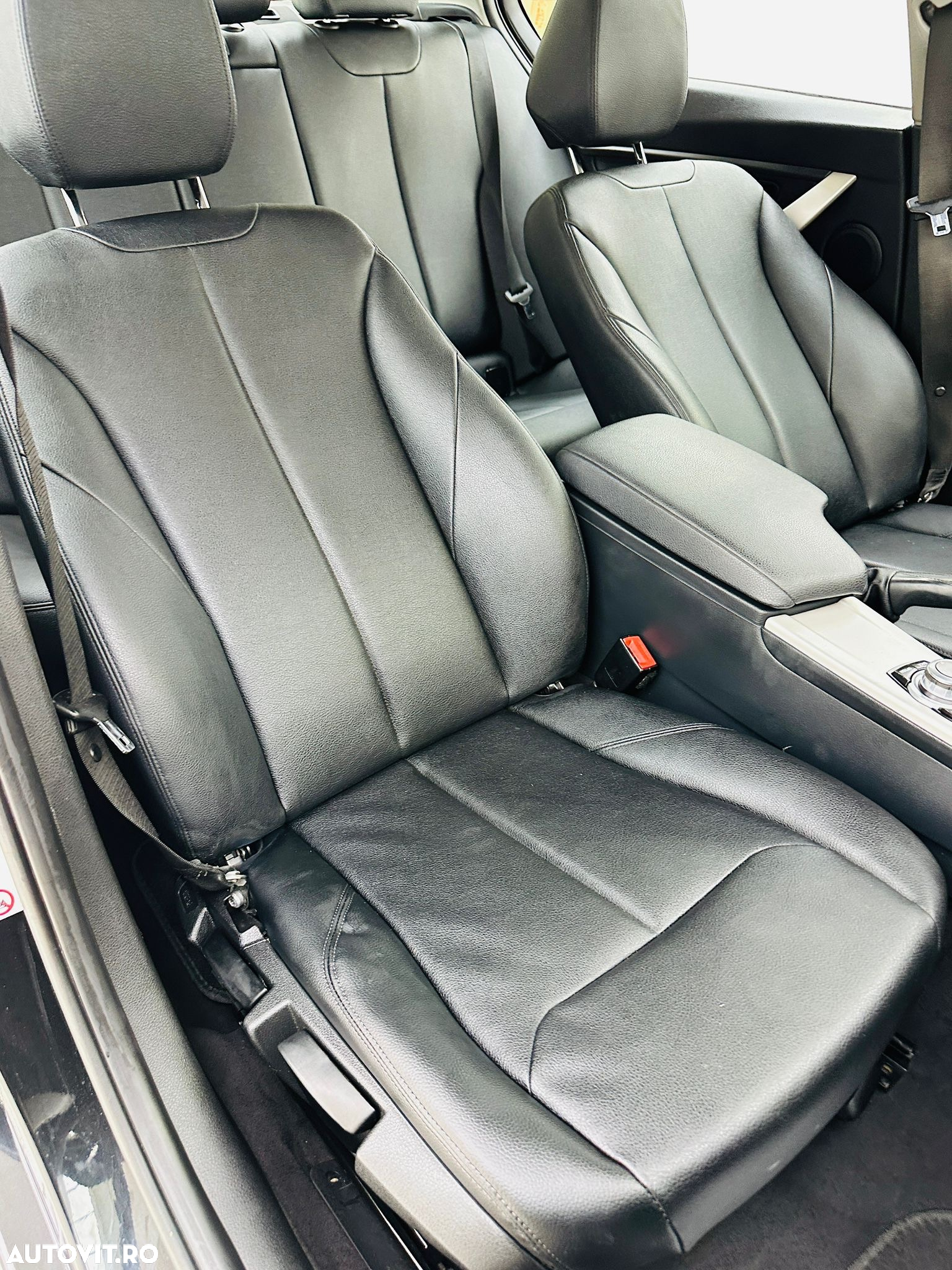 BMW Seria 3 - 26