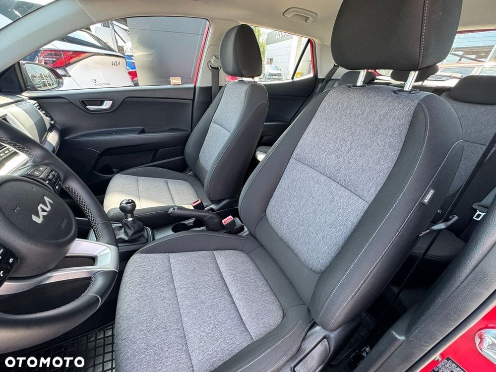 Kia Stonic 1.2 M - 11
