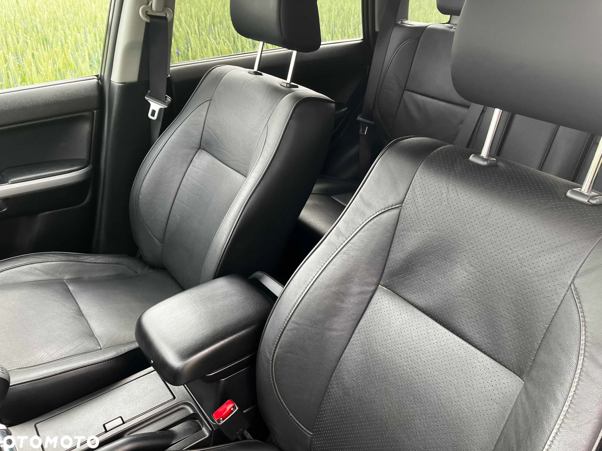 Suzuki Grand Vitara 1.9 DDiS Comfort+ DPF - 10