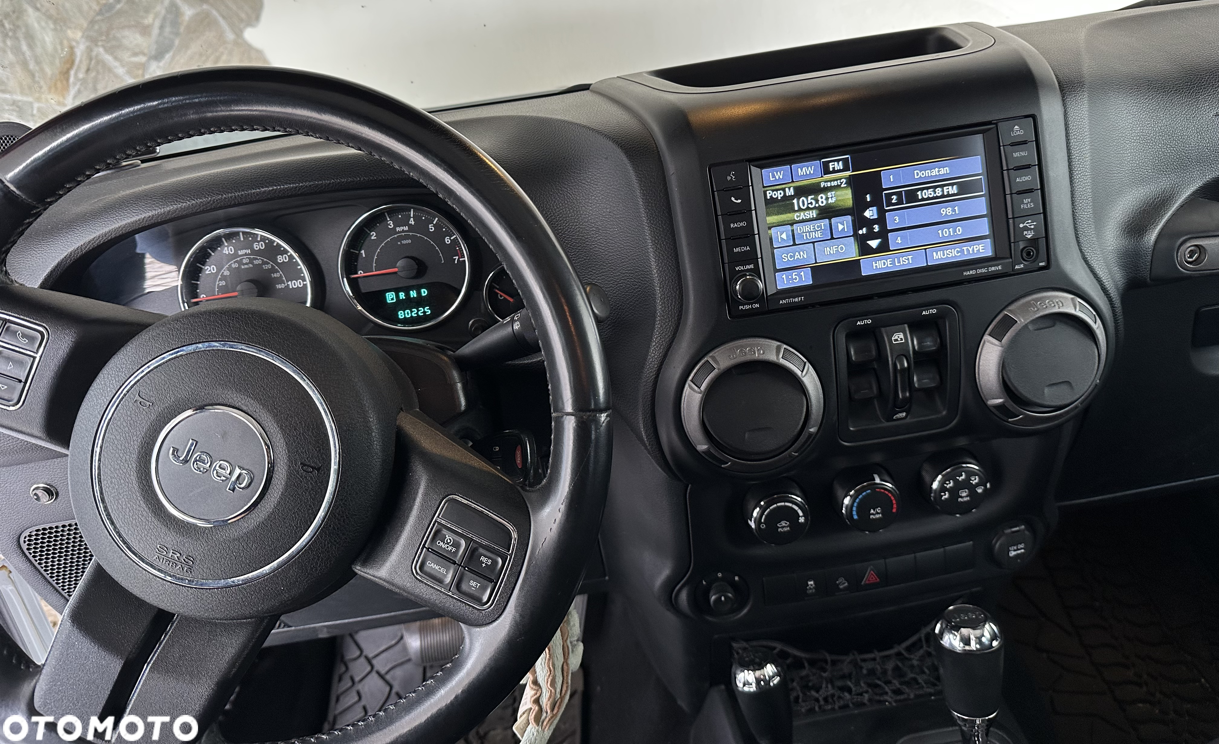 Jeep Wrangler - 11