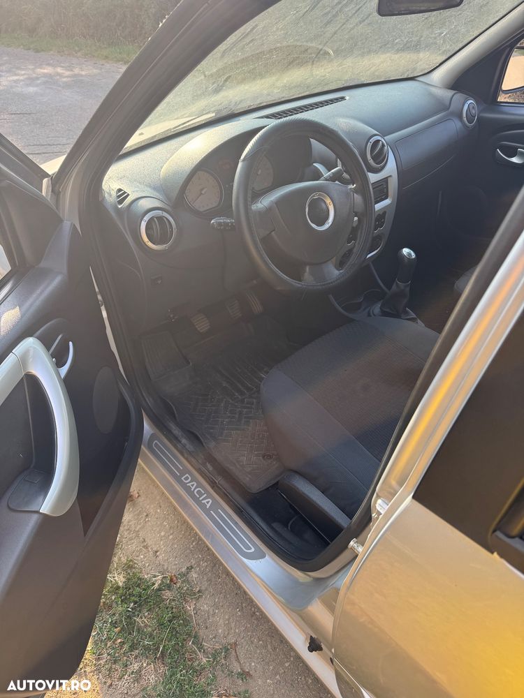 Dacia Logan 1.2 75CP Laureate - 12