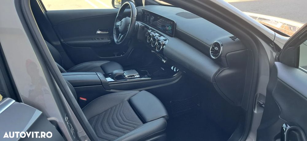 Mercedes-Benz A - 10