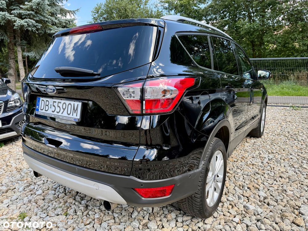 Ford Kuga 1.5 EcoBoost 2x4 Titanium - 5