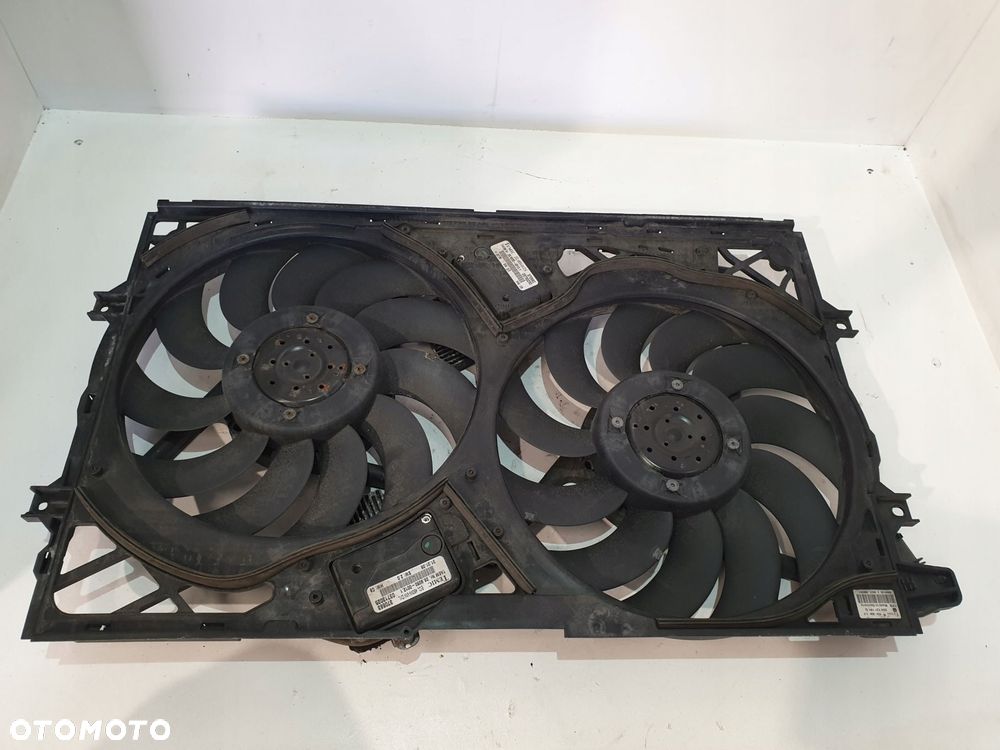 obudowa wentylator chłodnic 3d0121191q phaeton 3d2 3.0tdi 06r - 3