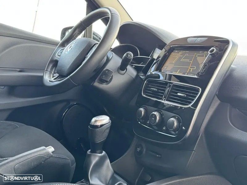 Renault Clio 0.9 TCe Limited - 25
