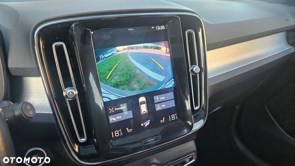 Volvo XC 40 - 8