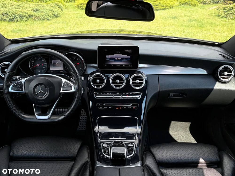 Mercedes-Benz Klasa C 180 9G-TRONIC AMG Line - 27