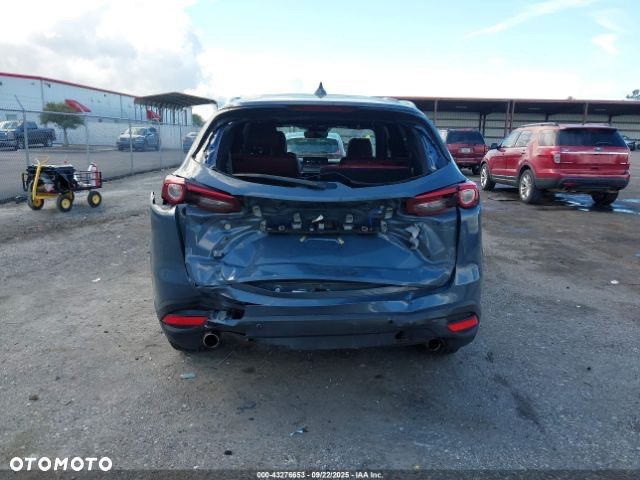 Mazda CX-9 - 12