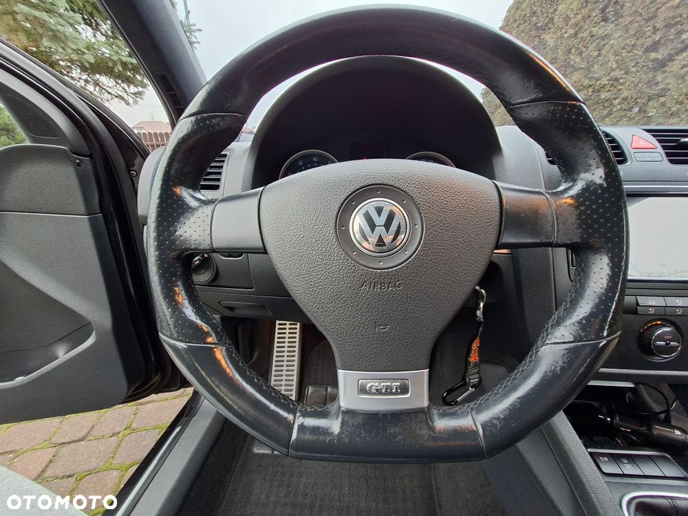 Volkswagen Golf 2.0 GTI - 24