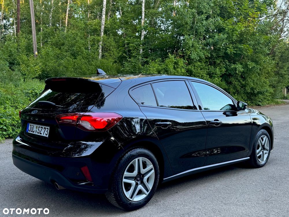 Ford Focus - 11