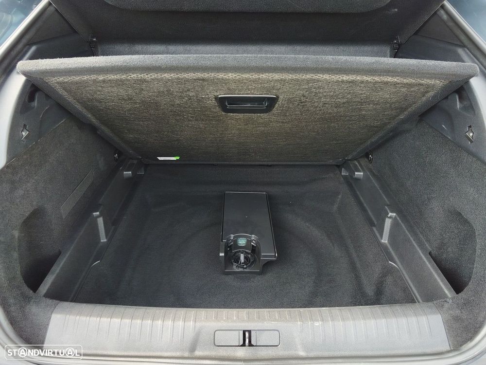 Peugeot 3008 1.2 Hybrid Allure e-DCS6 - 40