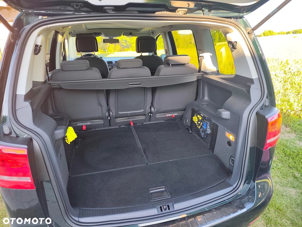Volkswagen Touran 1.2 TSI BlueMot Trendline - 12