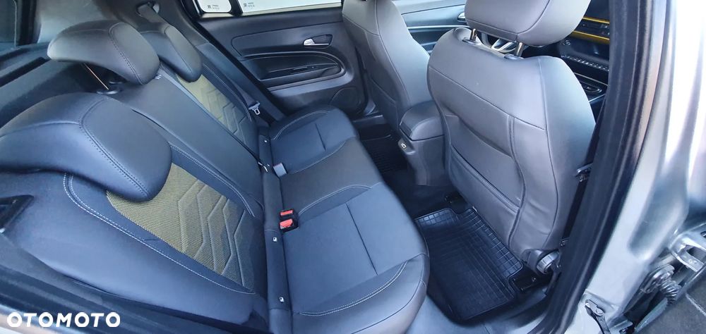 Jeep Avenger 54kWh Summit - 13