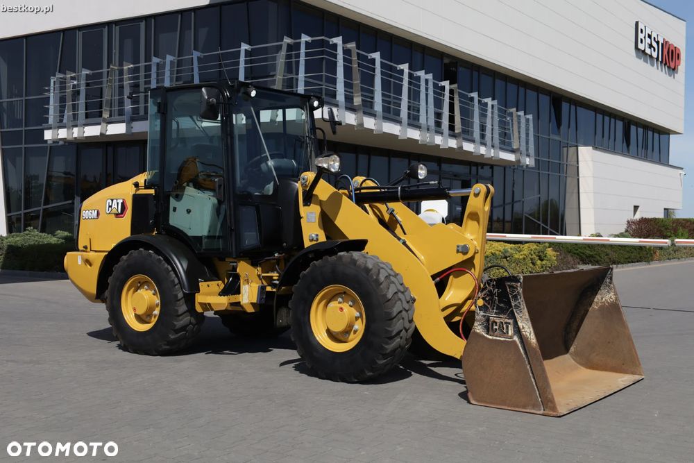 Caterpillar CAT 906M - 2