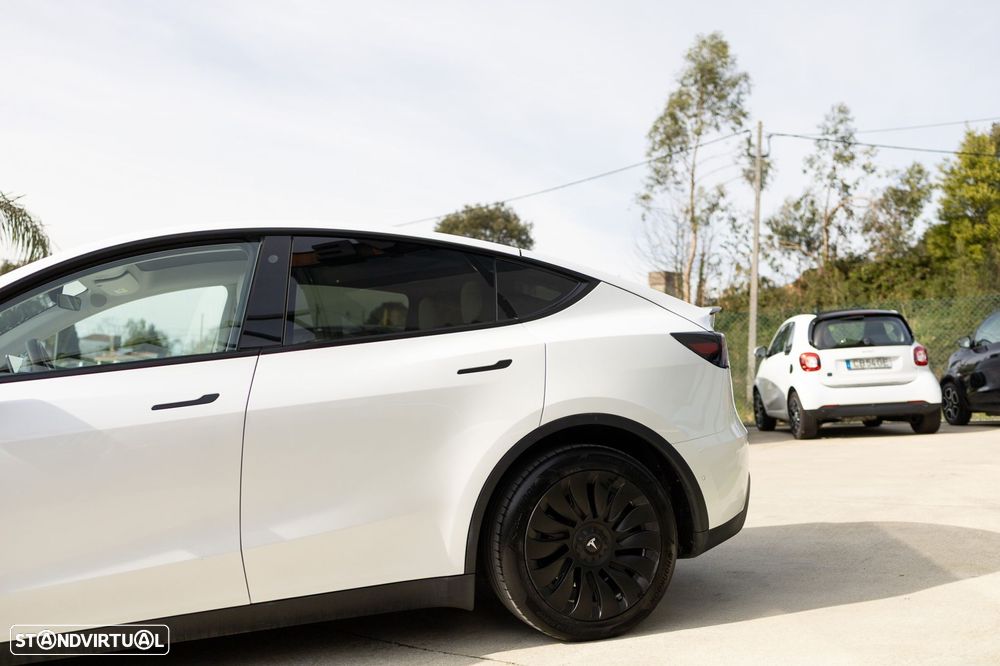 Tesla Model Y Long Range Tração Integral - 12