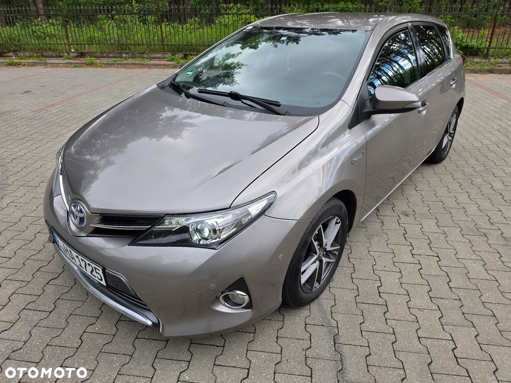 Toyota Auris - 1