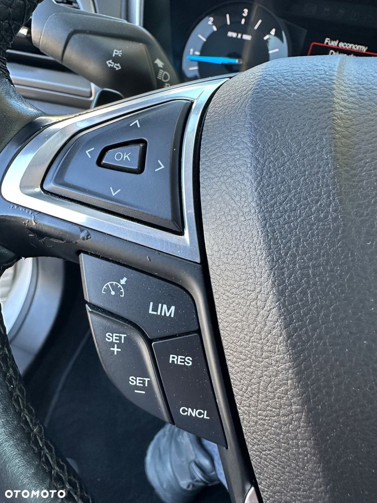 Ford Mondeo 2.0 EcoBlue Titanium - 14