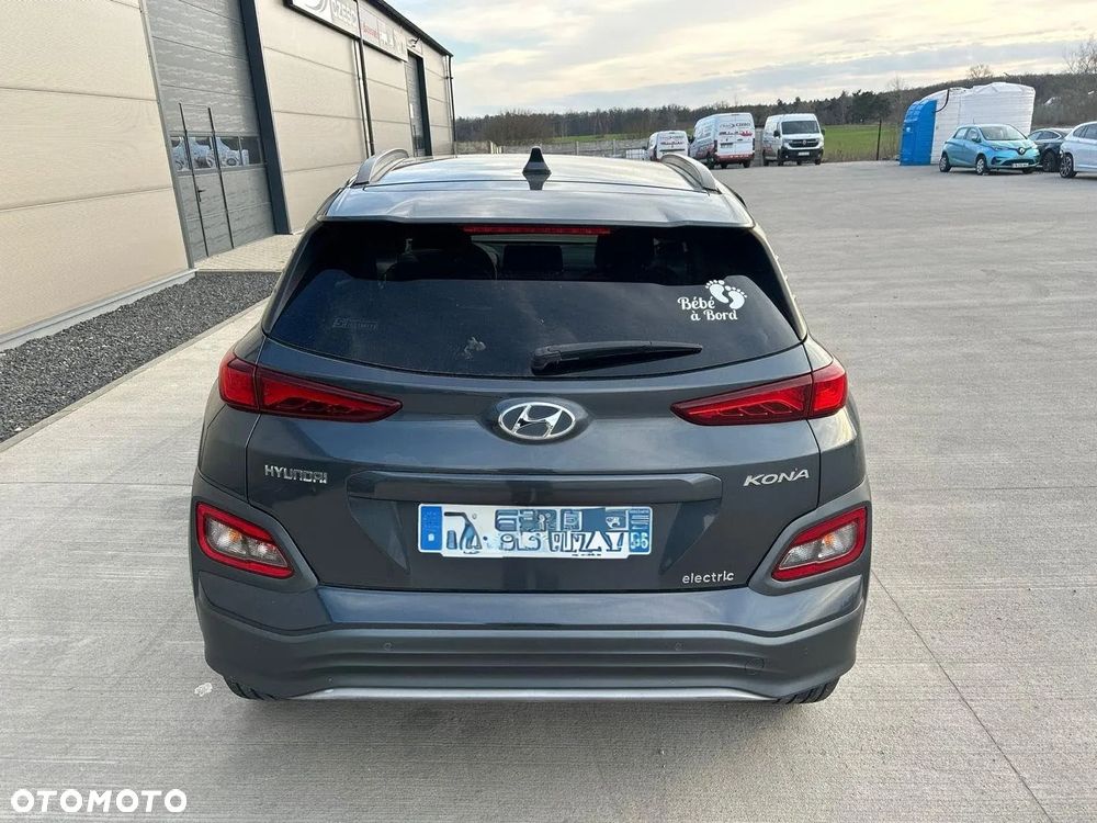 Hyundai Kona - 14