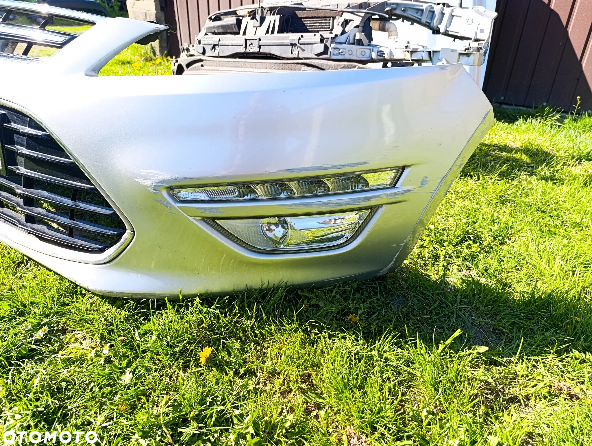 MASKA PAS  ZDERZAK PRZÓD MONDEO MK4 LIFT 58 - 4