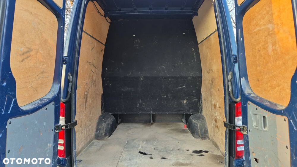 Mercedes-Benz SPRINTER - 12