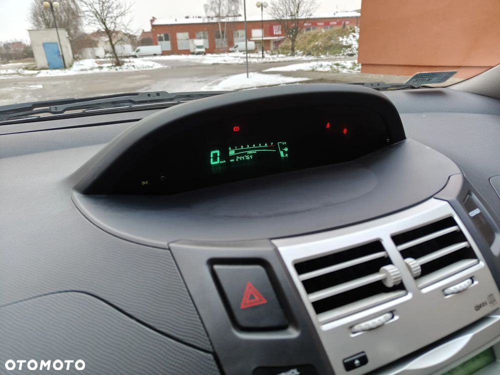 Toyota Yaris 1.3 Luna A/C - 21