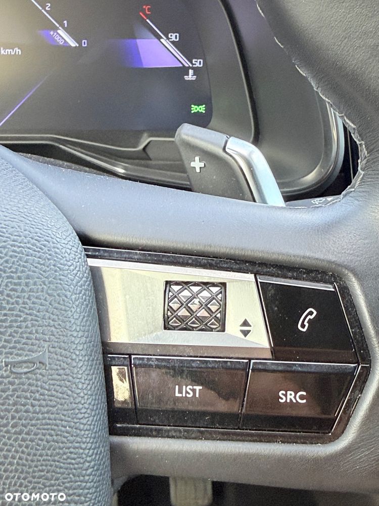DS Automobiles DS 7 Crossback 1.6 PureTech So Chic - 35
