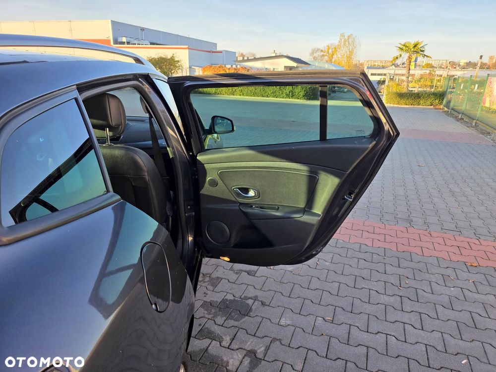 Renault Megane 2.0 140 CVT Dynamique - 9