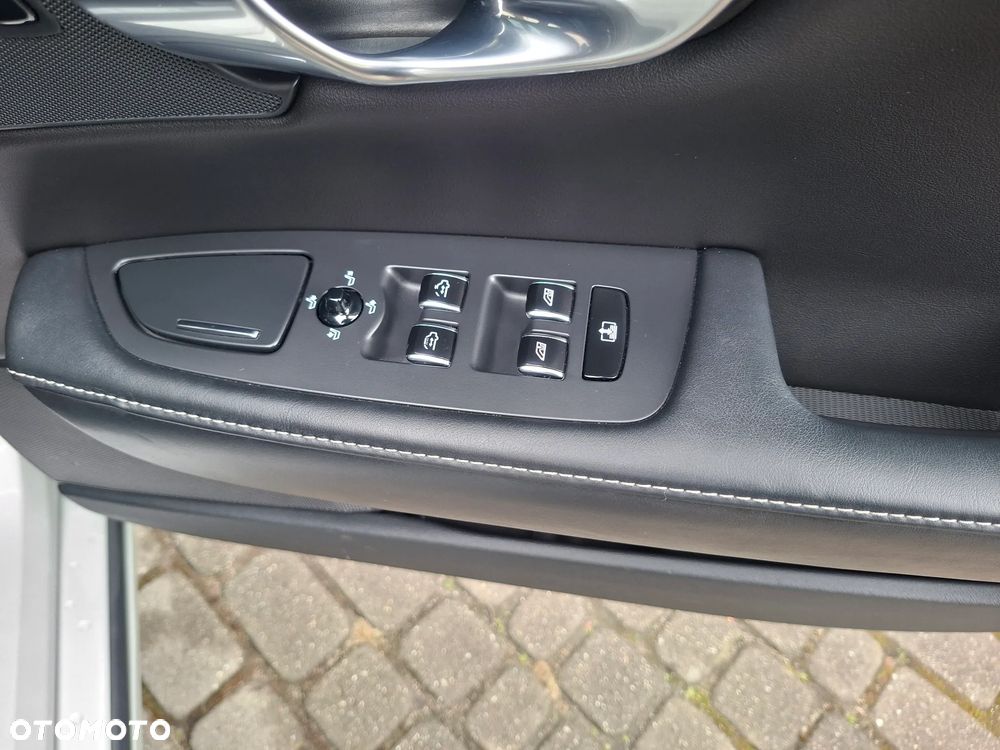 Volvo S90 T6 AWD Inscription - 29