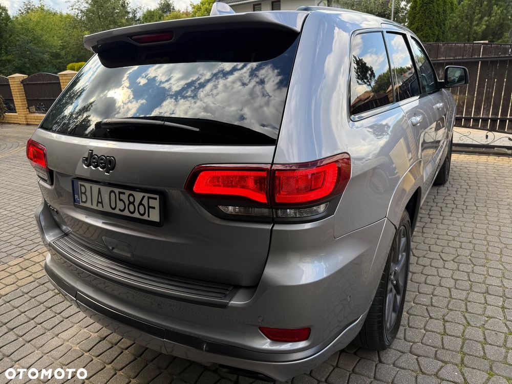 Jeep Grand Cherokee - 8