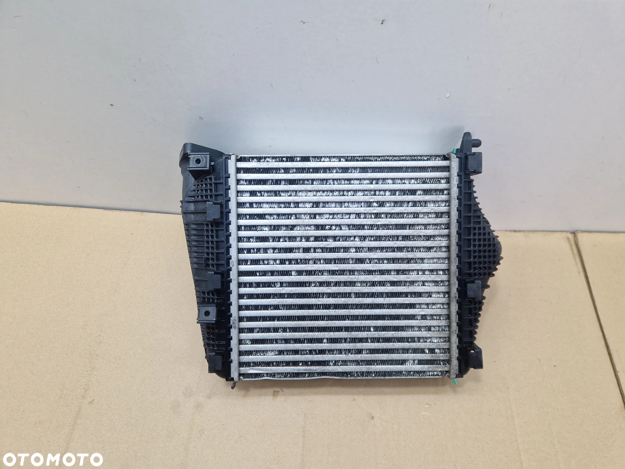 INTERCOOLER CHŁODNICA AUDI Q7 SQ7 4M PORSCHE CAYENNE - PRAWY 4M0145804AR - 5