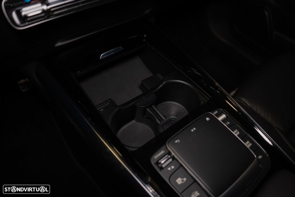 Mercedes-Benz GLA 250 e AMG Line - 40