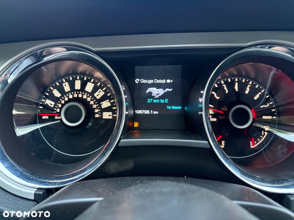 Ford Mustang 3.7 V6 Premium - 12