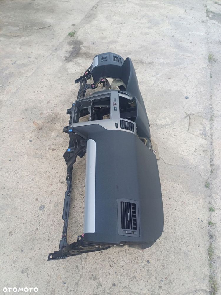 Deska rozdzielcza airbag OPEL ZAFIRA B 05-08R - 5