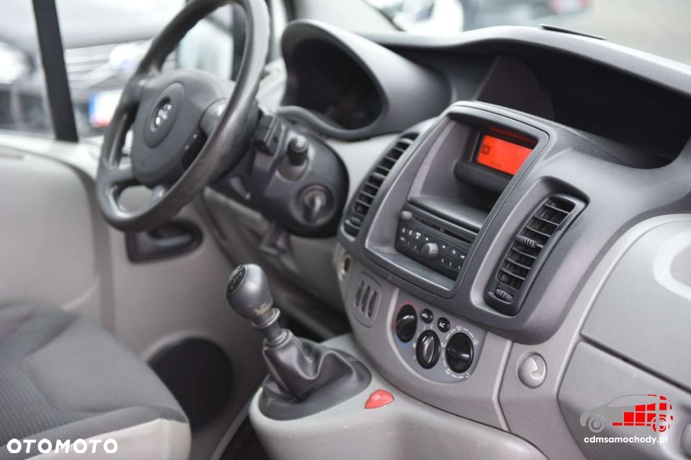 Opel Vivaro - 23